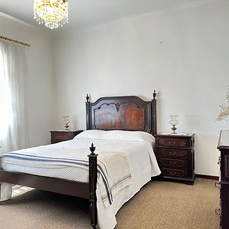 Mendes Oliva * Almeida