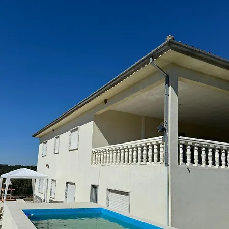 Mendes Oliva Villa
