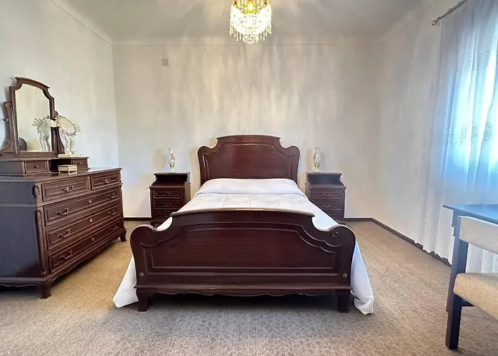 Mendes Oliva * Almeida