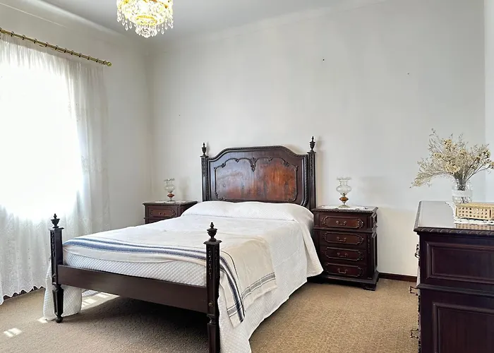 Mendes Oliva * Almeida